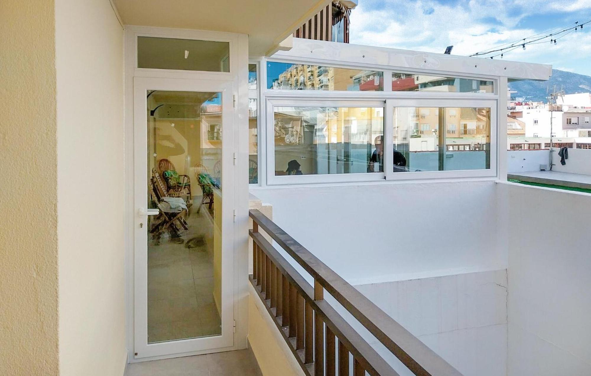 Pet Friendly In Leilighet